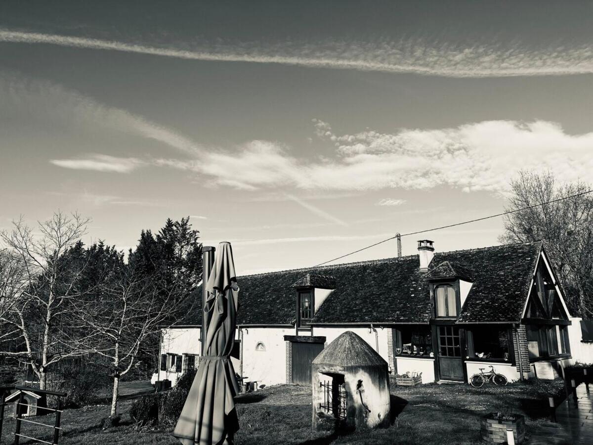 Une Pause S'Impose ;) Méry-sur-Cher エクステリア 写真